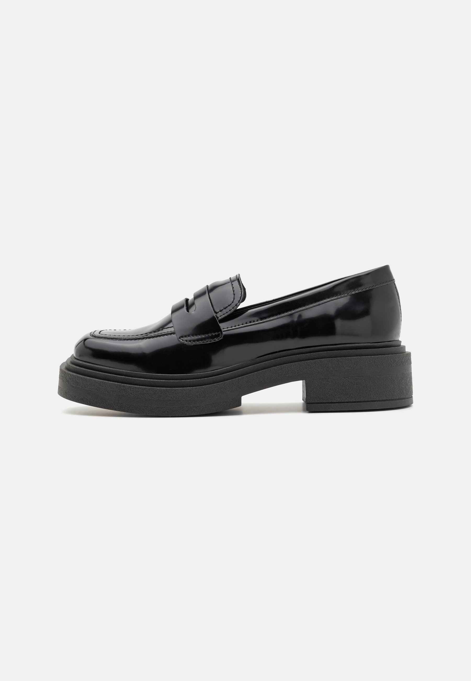 white steve madden slip ons
