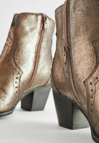 Next FOREVER COMFORT - Kovboju/motociklistu tipa puszābaki - metallic