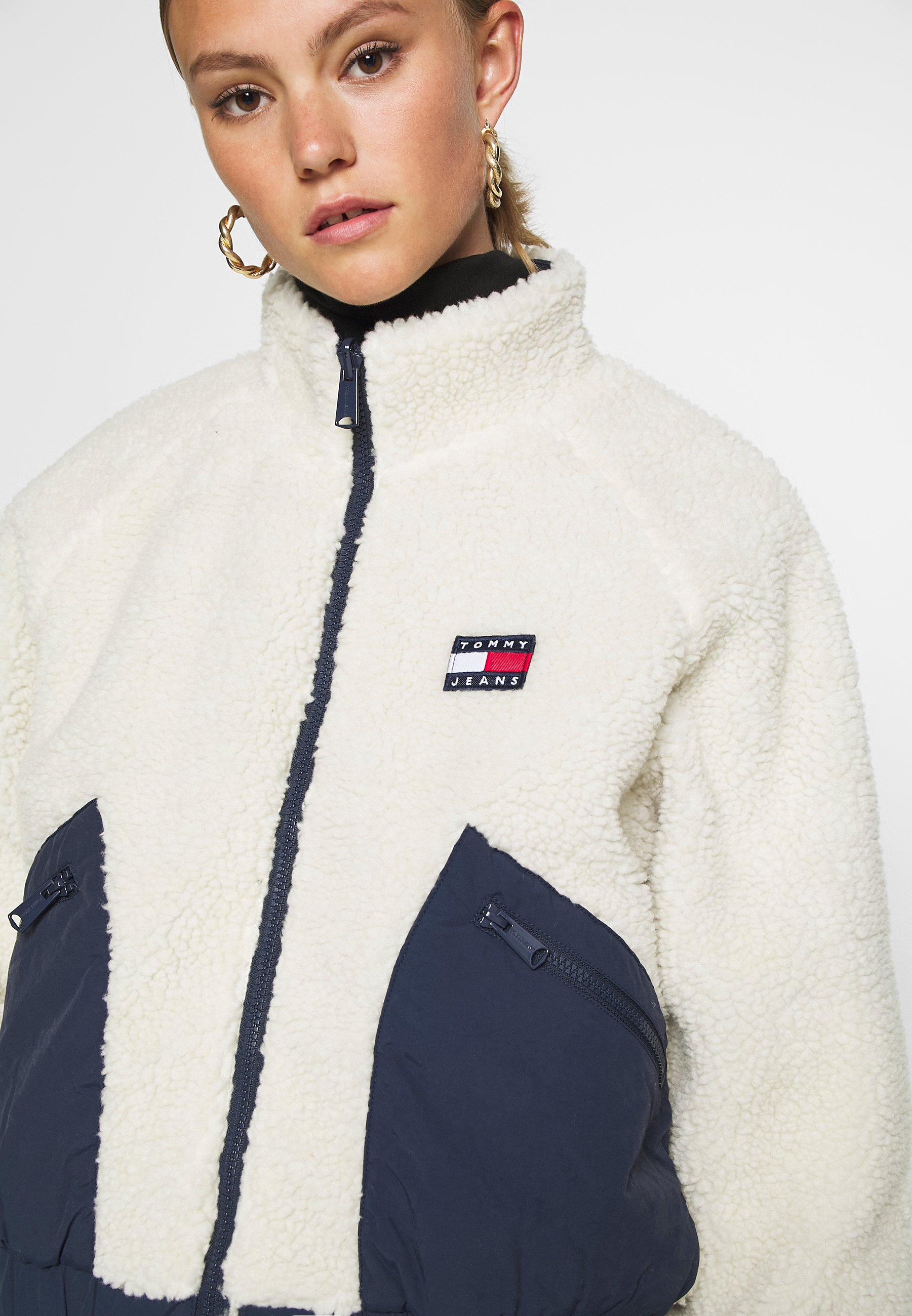 tommy jeans reversible jacket