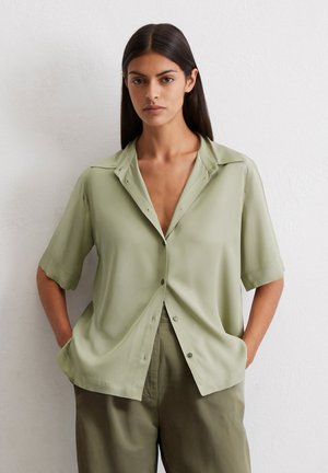 FLIESSENDE KURZARM-TWILL - Hemdbluse - smooth sage