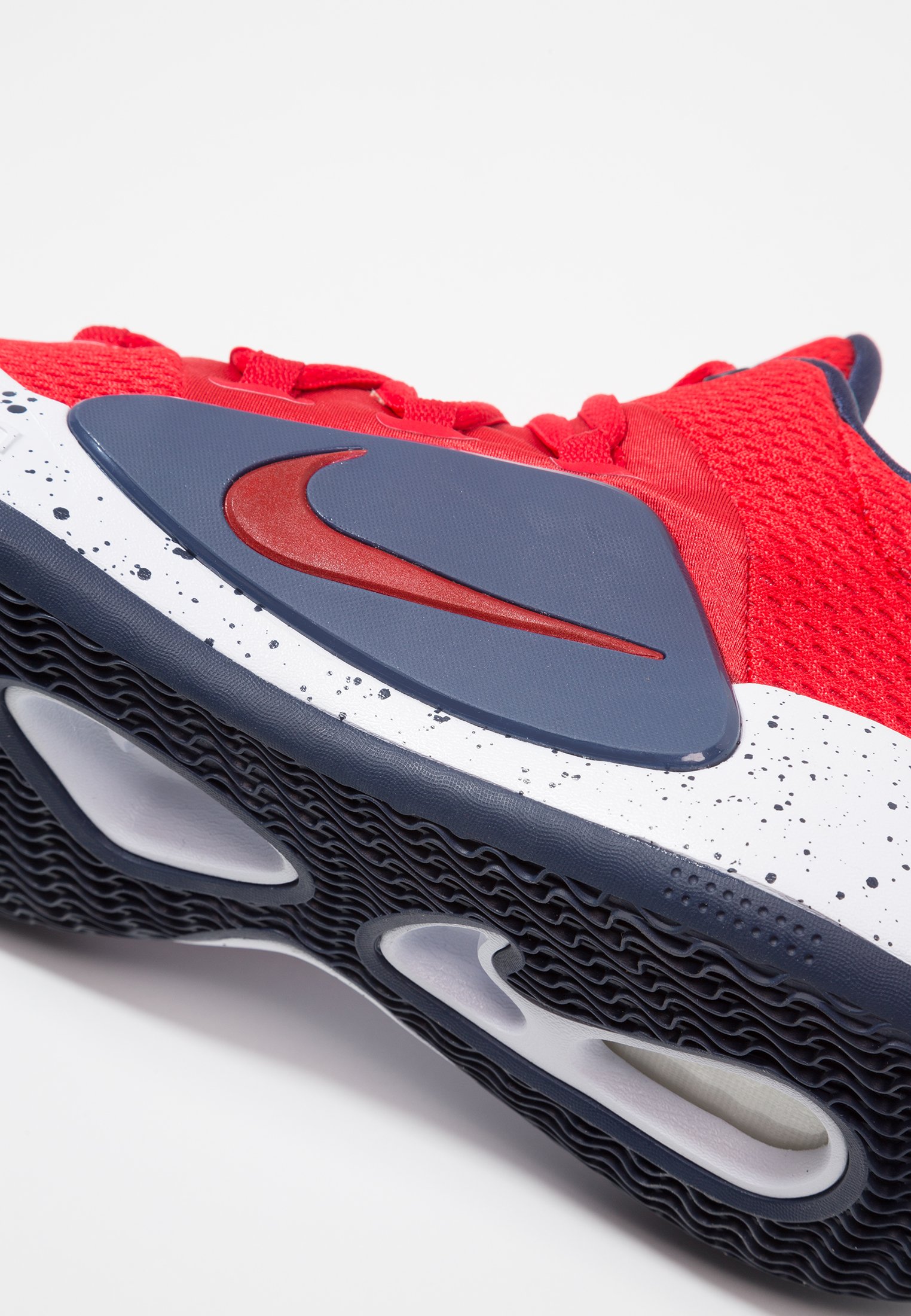 nike performance hyperdunk