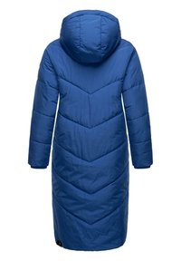 Zils polsterēts mētelis ar kapuci, ar vijīgu šuvju, garām piedurknēm un ceļu garumu. Gluda tekstūra un ūdens atgrūdošs materiāls.