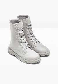 bonprix Stivaletti con plateau - grey