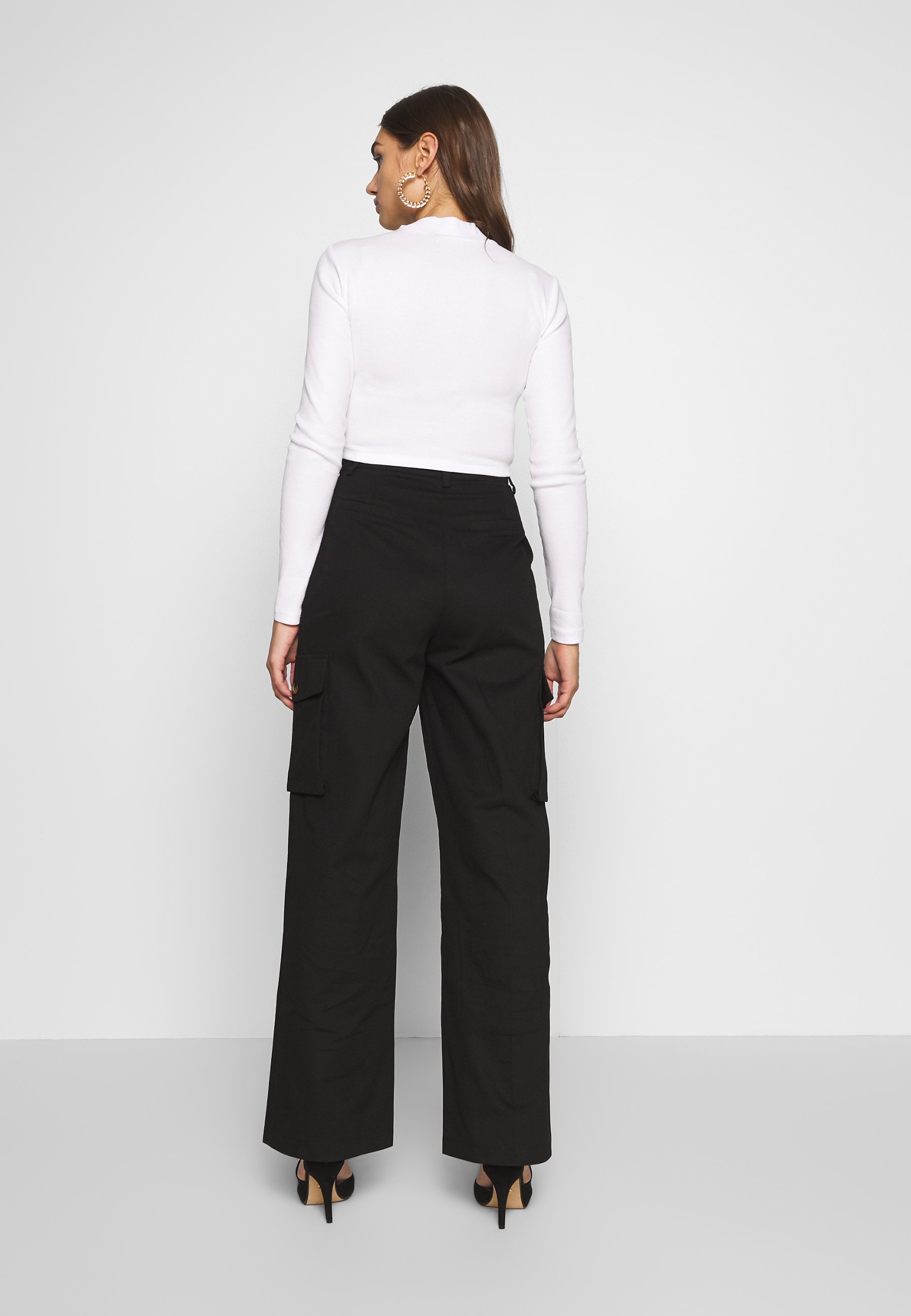NA KD Misslisibell x NA KD Bukse black Zalando.no NA-KD Misslisibell x NA-KD - Bukse - black