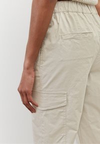 Marc O'Polo Kapsáče - beige