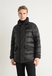 Colmar Originals MAN - Casaco de penas - black/black