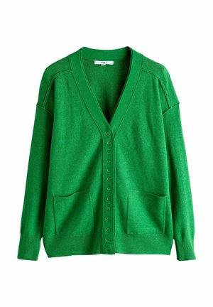 Grüne Strickjacke aus weichem Material, mit V-Ausschnitt, langen Ärmeln, vorderer Knopfleiste und zwei aufgesetzten Taschen.
