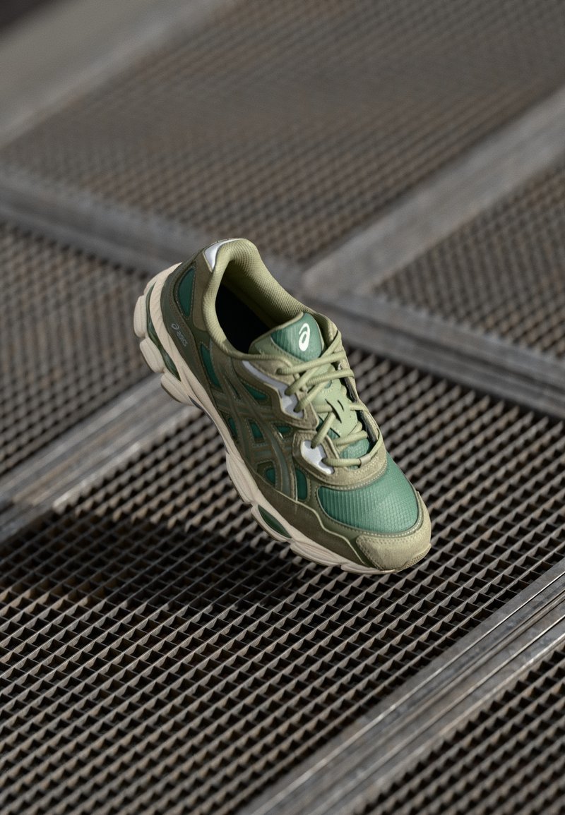 ASICS SportStyle GEL NYC UNISEX - Sporta apavi - grove/olive