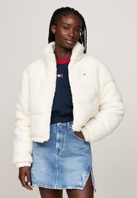 Tommy Jeans ESSENTIAL PUFFER - Talvitakki - ancient white