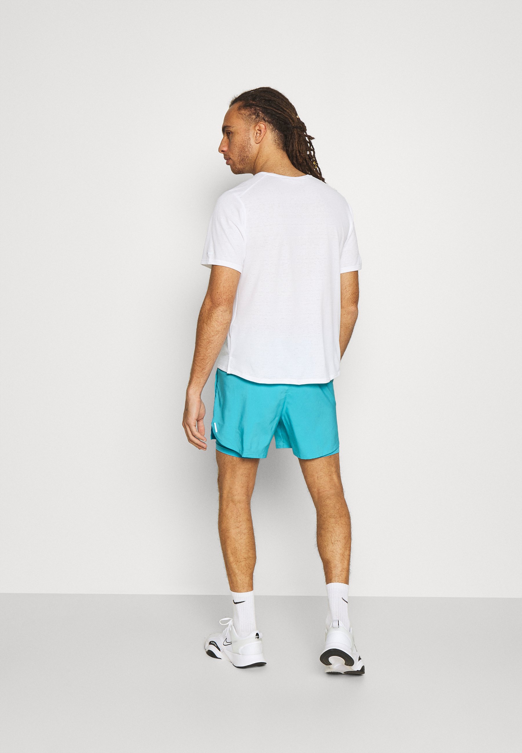 Nike Performance STRIDE SHORT 