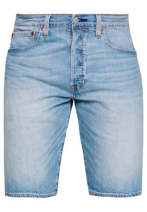 Lichtblauwe denim shorts met een ritssluiting, knoopsluiting, vijf zakken en subtiele vervaging. Klassieke snit met een recht gesneden broekspijp.