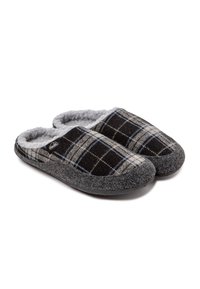 Zapatillas de casa de cuadros grises y negros con un suave forro gris, punta redondeada y suela de goma para mayor tracción. Presentan un upper de tela texturizada.