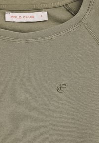 Felpa verde oliva con texture a coste, scollatura tonda e logo ricamato sul petto. L'etichetta riporta "POLO CLUB" e la taglia "S."