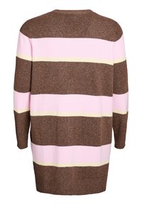Pull rayé brun, rose et jaune avec un col rond, des manches longues et une coupe décontractée. Tissu en maille texturée avec des coutures visibles.