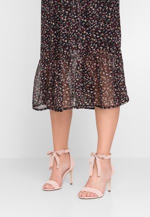 Call it Spring Højhælede sandaletter / Højhælede sandaler - light pink