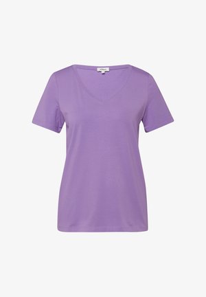 Lilac short-sleeve women's V-neck T-shirt with a regular fit and subtle stitching details.