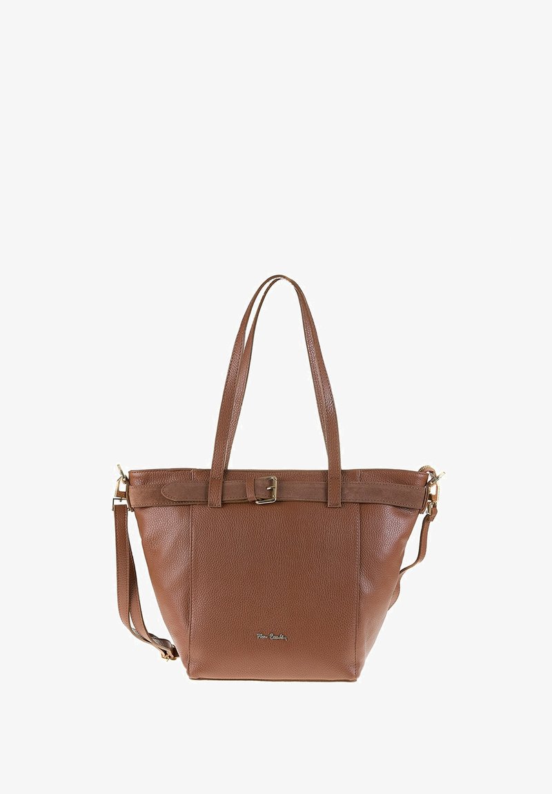 Bruine leren tote bag met dubbele handvatten, een gesp-accent aan de voorkant en een afneembare schouderband. Gelaagde afwerking en logo-detail.