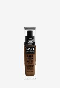 NYX Can't Stop Won't Stop foundation i nyansen Mocha, glasflaska med en svart pump, har enkel text. 1.0 fl oz / 30 mL kapacitet. Matt finish.