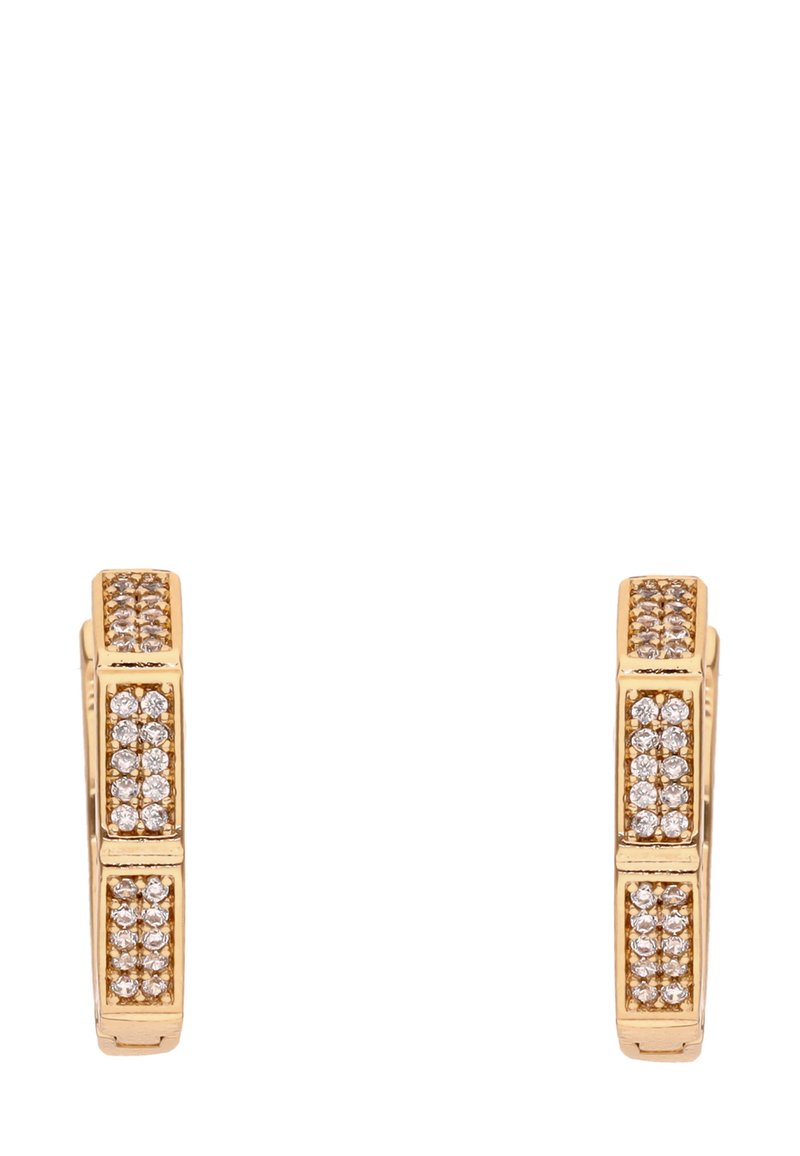 Guld hoops øreringe med tre rektangulære sektioner, hver sat med små runde klare ædelsten.