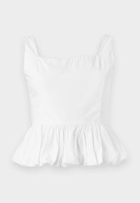 Hvit peplum topp med firkantet utringning og tynne stropper. Laget av glatt, lett stoff med samlet volangdetalj i kanten.