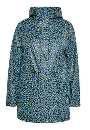 Wasserfeste Jacke mit Leopardendruck in Blau, mit schwarzen und neongrünen Flecken; ausgestattet mit Kapuze, Vorderreißverschluss und zwei Seitentaschen.