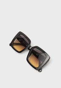 Stradivarius - Okulary przeciwsłoneczne