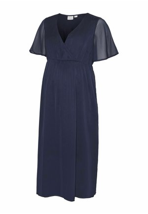 Robe de maternité bleu marine avec un décolleté en V, des manches courtes en voile, une taille froncée et un tissu fluide, atteignant la longueur mi-mollet.