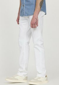 Lee Cooper Pantalon classique - blanc