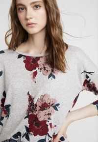 ONLY ONLELCOS AOP JRS NOOS - Camisola de manga comprida - light grey melange