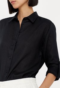 Lauren Ralph Lauren TISSUE LINEN SHIRT - Button-down blouse - black