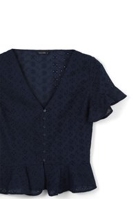 Blusa blu navy con scollo a V, maniche corte a balza, chiusura con bottoni e motivo floreale ricamato. Presenta un orlo peplum.