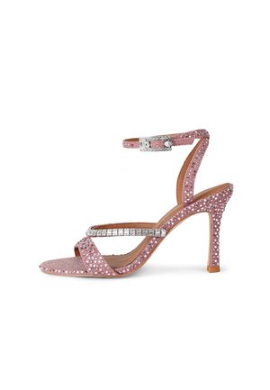Sandalo rosa con tacco alto, cinturino alla caviglia, punta aperta e decorazioni di strass lungo i cinturini e il tacco.