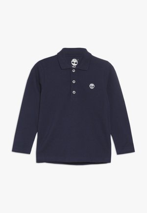 Polo a maniche lunghe blu navy con collo, tre bottoni e piccolo logo albero bianco ricamato sul petto a sinistra.