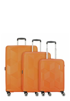 SUNCHASER 4 ROLLEN 3-TEILIG - Juego de maletas - copper orange