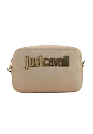 Borsa rettangolare beige con lettering dorato "Just Cavalli" sul davanti. Realizzata in materiale testurizzato, presenta una tracolla a catena e una chiusura con zip.