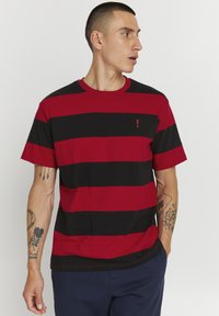 Solid SDVICENTE - T-shirts print - scarlet sage