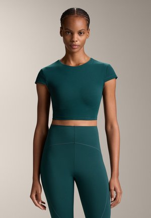 COMPRESSIVE SHORT-SLEEVED - Osnovna majica kratkih rukava - evergreen