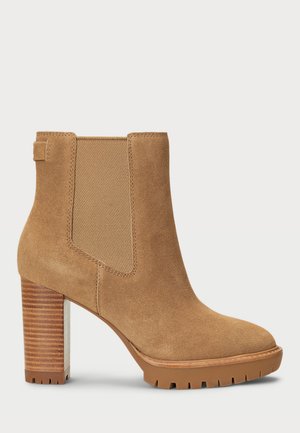 LAYNE SUEDE BOOTIE - Klasszikus bokacsizmák - camel