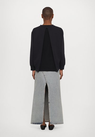 MM6 Maison Margiela Mikina - washed black