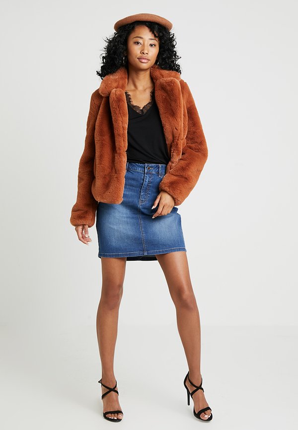 DMINOL - Print T-shirt - noir4