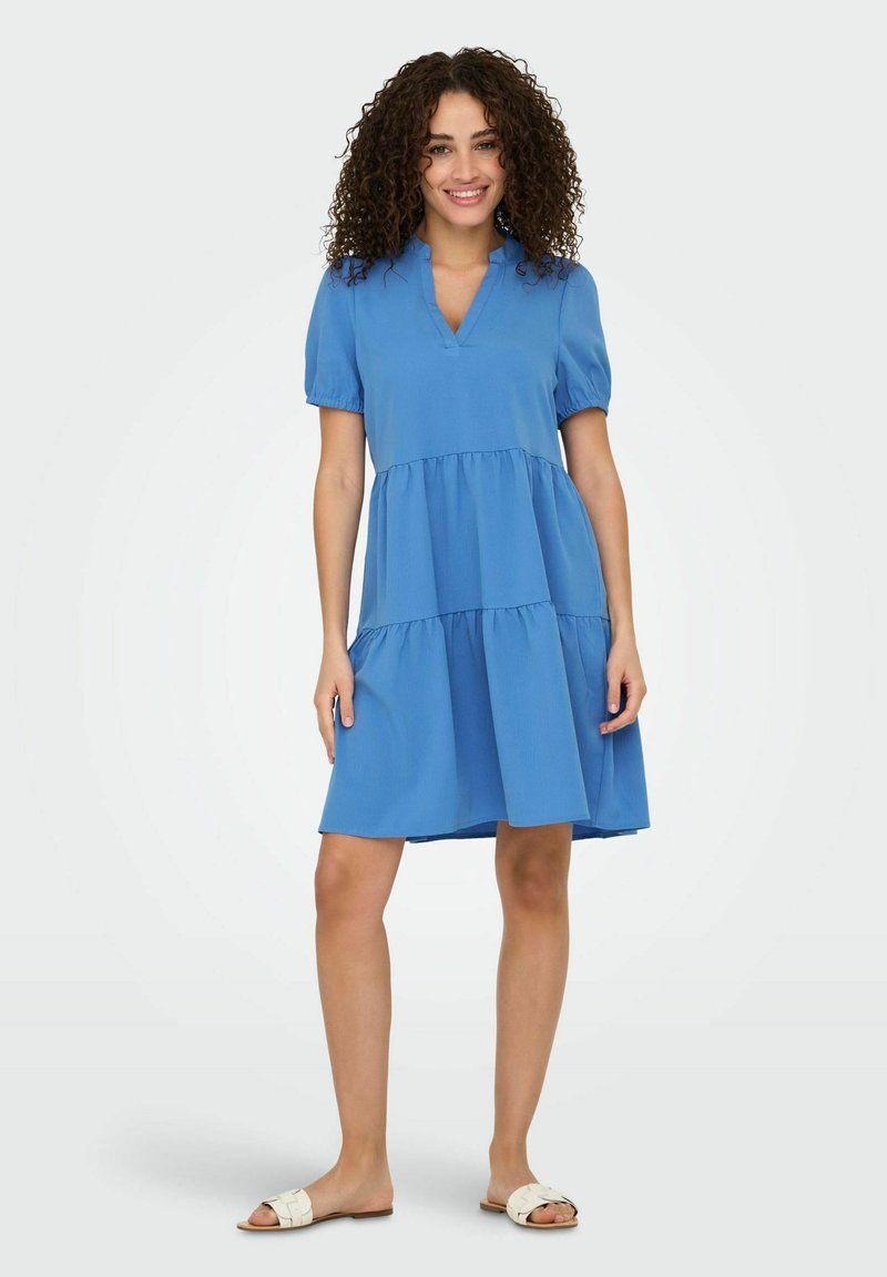 ONLY ONLNOVA KURZES - Vestito casual - regatta