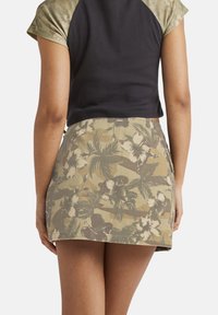 RVCA WRAPPED - A-line skirt - cmm