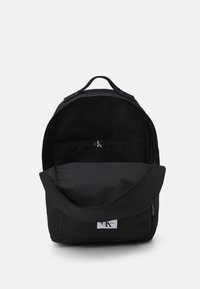 Calvin Klein Jeans SPORT ESSENTIALS  BP40 W  - Zaino - black