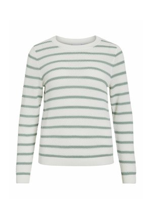 Biały sweter dziergany na drutach z jasnymi zielonymi poziomymi paskami i długimi rękawami, z okrągłym dekoltem.