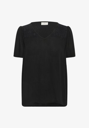 Melna īsām piedurknēm blūze ar V veida kakla izgriezumu, kurai ir teksturēti caurspīdīgi paneļi uz pleciem un gluda auduma apdare.