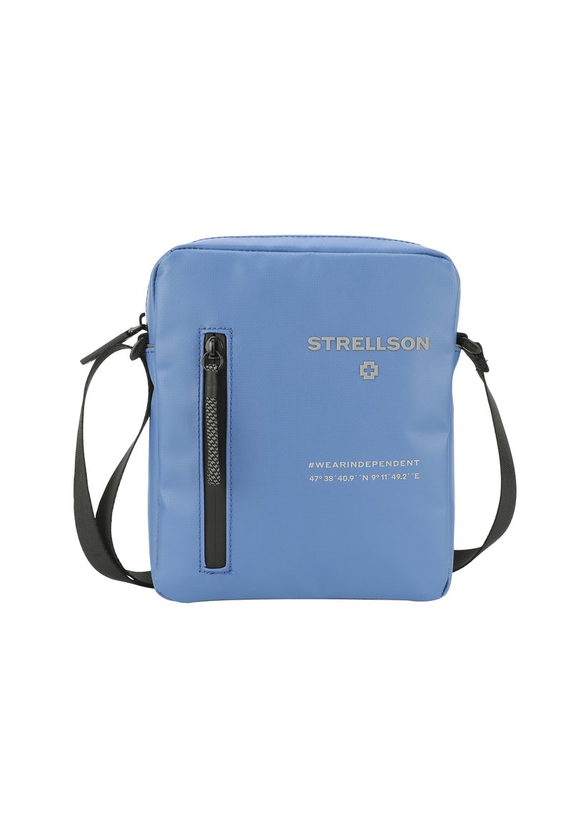 Borsa a tracolla sintetica blu con tasca con zip nera, branding argentato, forma rettangolare piatta e tracolla regolabile.
