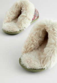 Laura Ashley Papuci de casă - green