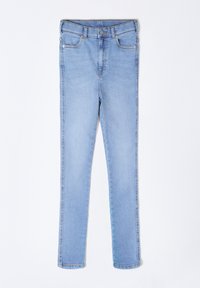 Lichtblauwe denim jeans met een slim fit, standaard vijf-pocket ontwerp en contrasterende stiksels. Voorzien van een knoopsluiting en riemlussen.