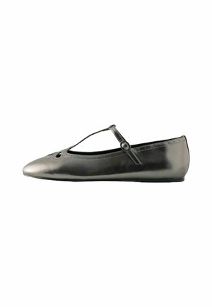 Next, Riemchenballerina - pewter