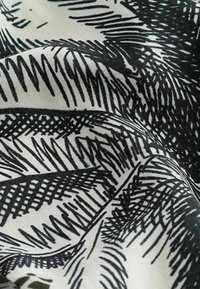 Next TIE FRONT KIMONO COVER-UP - Let jakke / Sommerjakker - monochrome palm